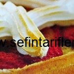 Çilekli Kafes Turta Tarifi