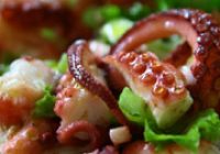 Ahtapot Salatası
