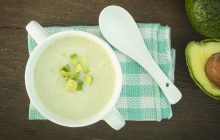 Dereotlu Avokado Çorbası Tarifi