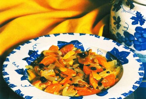 Kuru Üzümlü Curryli Havuç Yemeği Tarifi