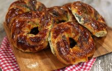 Bademli Sarmal Çörek Tarifi